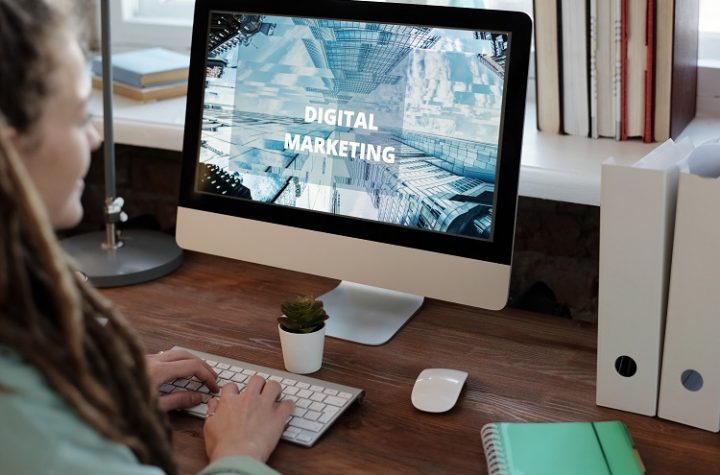 Digital marketing is one of the growing techniques these days, and people who want their businesses to grow and flourish look out for techniques through which they can make their business grow and make it officially well known.   Marketing enthusiasts and people who have years of experience dealing with digital marketing are proficient enough to drive the right strategy for the client